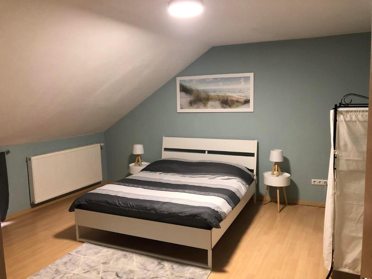 Cozy 120M² Apartment With 3 Bedrooms And 1 Home Cinema Useldange Kültér fotó